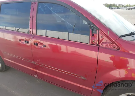 2016 Chrysler Town & Country Touring из США, поврежденный, VIN 2C4RC1BG4GR137988